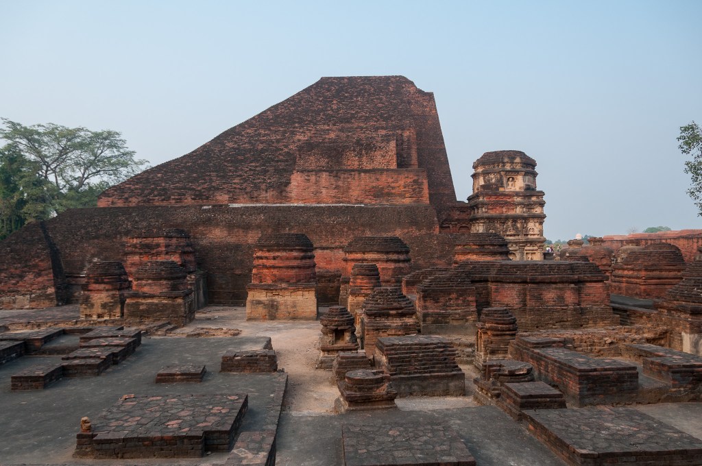 A Buddhist Sunday –&nbsp;Nālandā