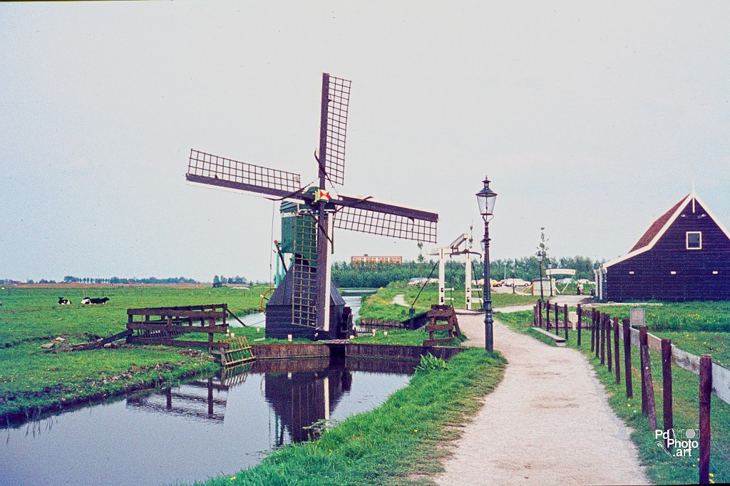Random Photo Wednesday | The Zaanse Schans ca&nbsp;1973